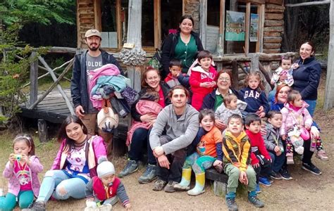 Niñas y niños disfrutan de los Jardines de Verano de la JUNJI en tres