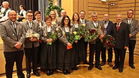 Ehrennadeln für treue Musiker