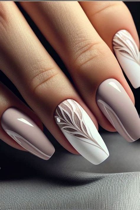 Best Short Nail Designs 2023 That Are Practical For Everyday Wear