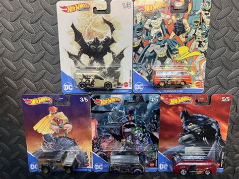 Hot Wheels Premium Dc Comics Batman Pop Culture Real Riders Complete