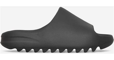 Yeezy Slide Onyx in Gray for Men | Lyst