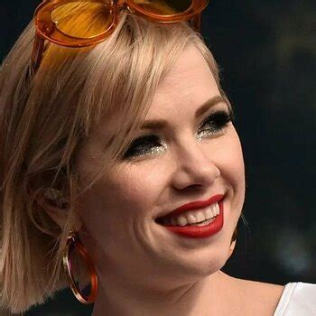 Carly Rae Jepsen Carlyraejepsen Nude Leaks TheFappening