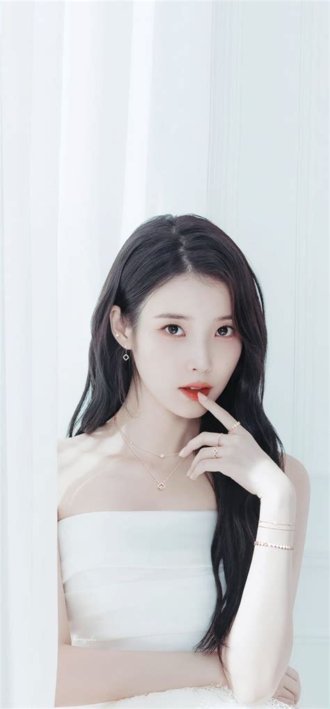 Start With I End With U IU On Twitter Wallpaper J