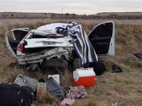 Vuelco Fatal En La Ruta 35 Una Mujer Murió Y El Conductor Quedó Herido