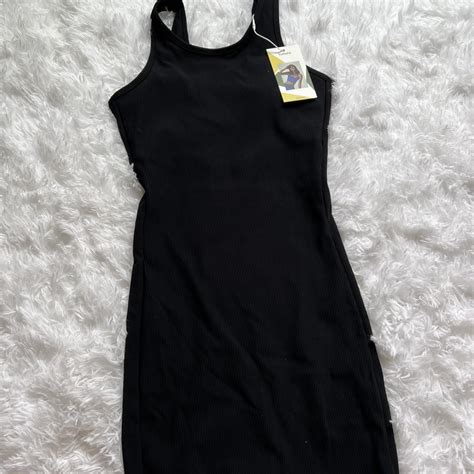 halara black dress with tags - Depop