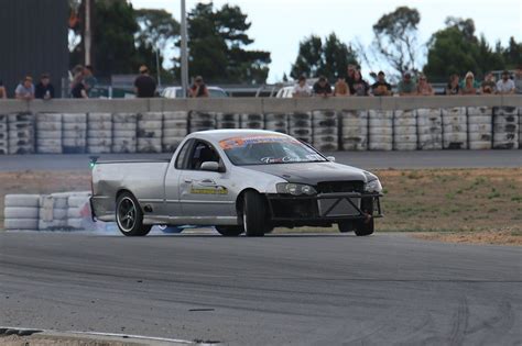 Ford Falcon Ute Drift The Bend Geoff Nowak Flickr