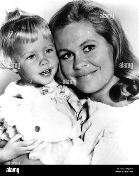 Bewitched Tv Erin Murphy Elizabeth Montgomery Bwt 009p Photo Stock