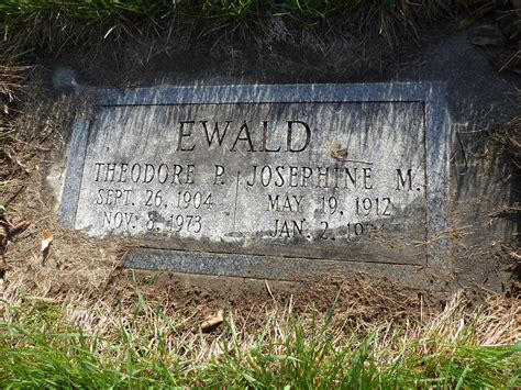 Josephine M Jo Strawn Ewald M Morial Find A Grave