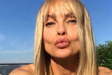 52 letnia Izabella Scorupco zachwyca figurą Cały czas wyglądasz jak