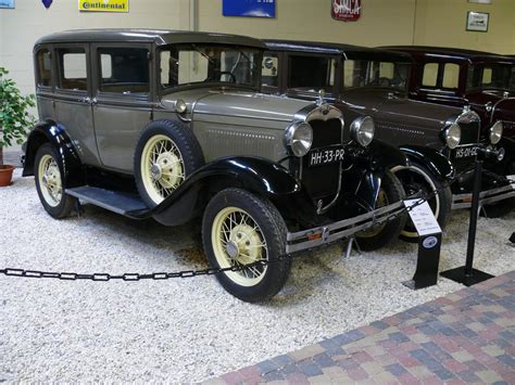 Ford Fordor Sedan Deluxe Vr 1930 Grey Stkone Flickr