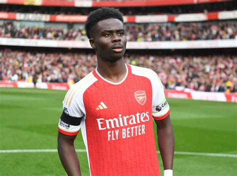 Mikel Arteta explains why he gave Bukayo Saka the captain armband ...