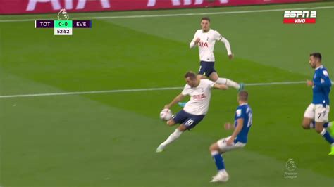 SportsCenter on Twitter ATAJADÓN DE PICKFORD Harry Kane sacó un