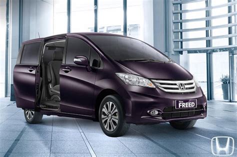 Kelebihan Dan Fitur Keren Honda Freed Rekomendasi Mpv Untuk Keluarga