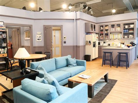 Seinfelds Famous Apartment Recreated In Nyc Abc News