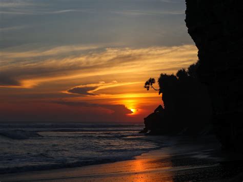 Tiket Masuk Pantai Nyanyi Di Dekat Tanah Lot Spot Sunset