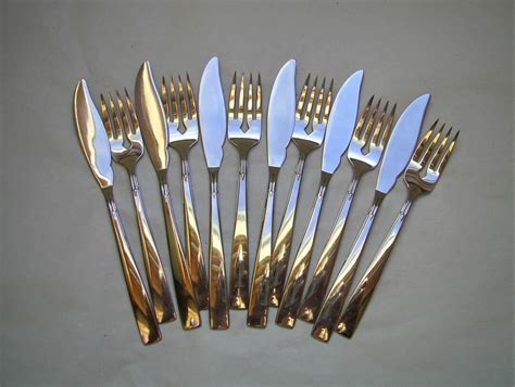 Vintage Set Oneidacraft Deluxe Stainless Accent Glossy Pattern Fish