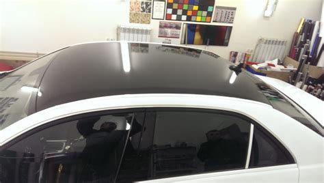Пленка для обклейки крыши автомобиля