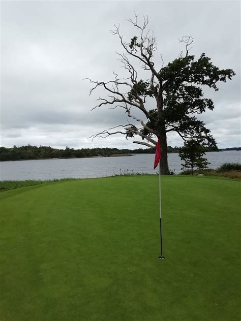 El Campo De Golf Carlskrona Gk Jugando En Plena Naturaleza N Rdica En