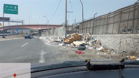 Lima San Juan De Lurigancho Conductores Reportan C Mulos De Basura Y