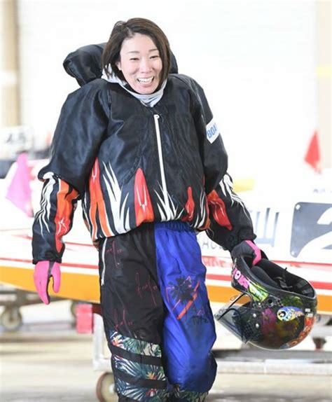 写真：【徳山ボート・オールレディース】川野芽唯 早くも視線は地元開催の大舞台「年末に向けてコツコツ」 東スポweb