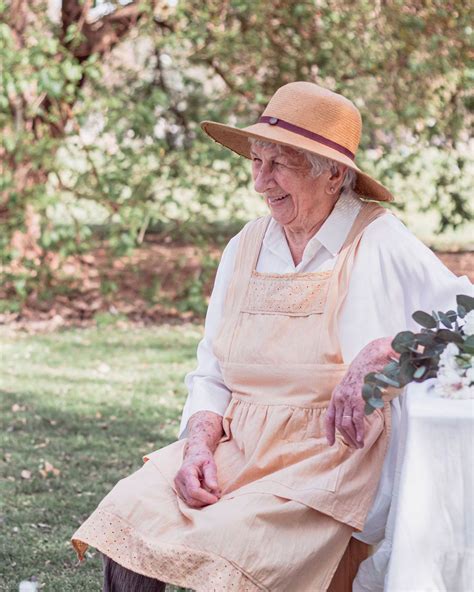 Los Delantales De La Abuela Una Emprendedora Inició Un Negocio Textil