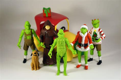 TOYS ARE LIFE Retro Review How The Grinch Stole Christmas 2000