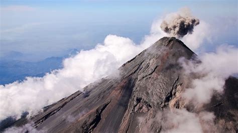 Thousands Evacuated As Guatemala Volcano Erupts Then Stops