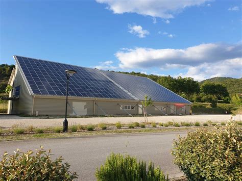 Location toiture pour pose de panneaux solaires près de Toulouse en