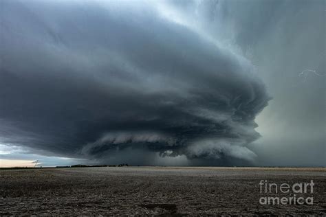 Supercell Thunderstorm 14 By Roger Hill Science Photo Library