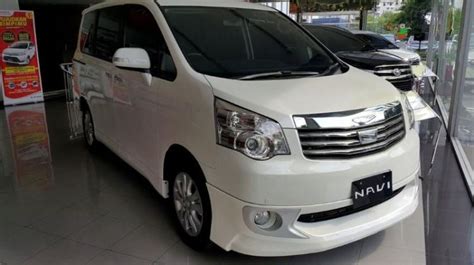 Gambar Detail Tentang Rekomendasi Mobil Keluarga Bekas Merek Toyota