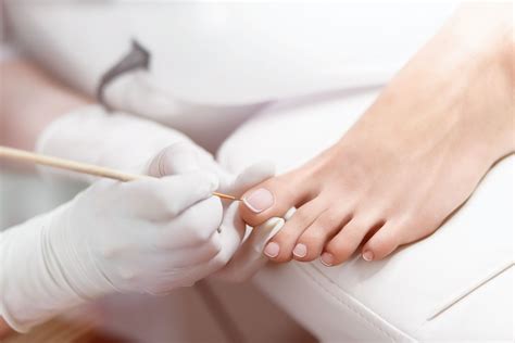 PEDICURE CURATIVA A TRAVO Mondoshop24