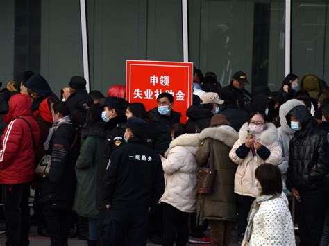 中國蓋牌青年失業率，有工作也養不起、租不起房他們住大城市展開「車屋人生」：這才像個家 今周刊