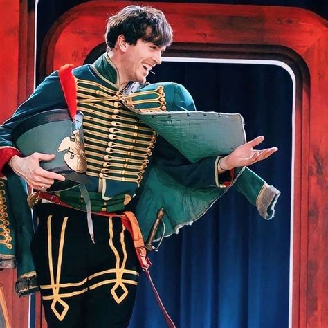 арсений попов | Самые привлекательные мужчины, Голубые моменты, Мужчины