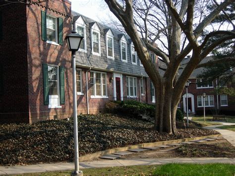 Residents in arlington va debate the new housing proposal 25