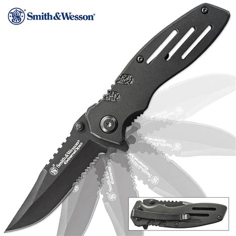 Smith & Wesson Extreme Ops Pocket Knife Serrated | Kennesaw Cutlery