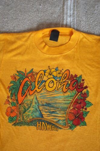 1973 Vintage 70s Aloha Hawaii Tourist Souvenir Shirt Gem