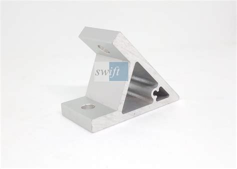 Angular Aluminium Profile Angle Bracket Size 35x35x4mm At 150 Piece