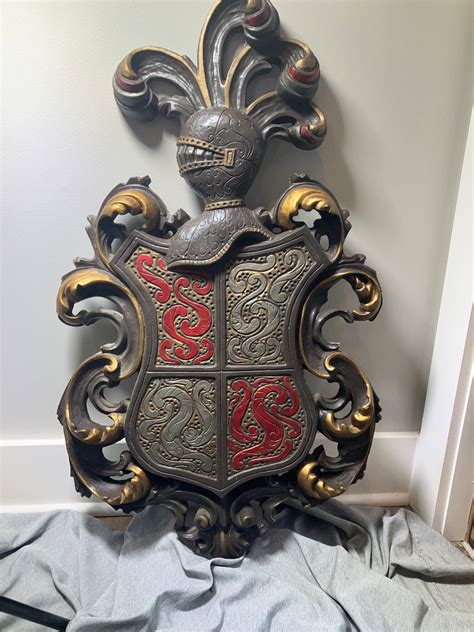 Vintage Coat of Arms Composite Wall Decor With Gorgeous Coloring and ...