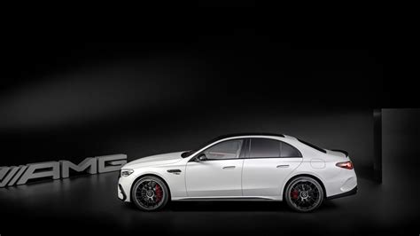 View Photos Of 2025 Mercedes AMG E53 Hybrid 4Matic