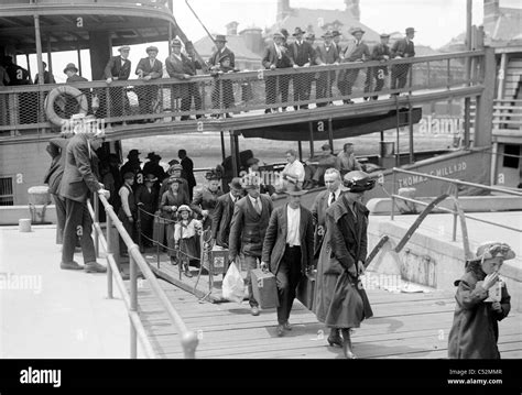 Ellis Island Immigrants Ship