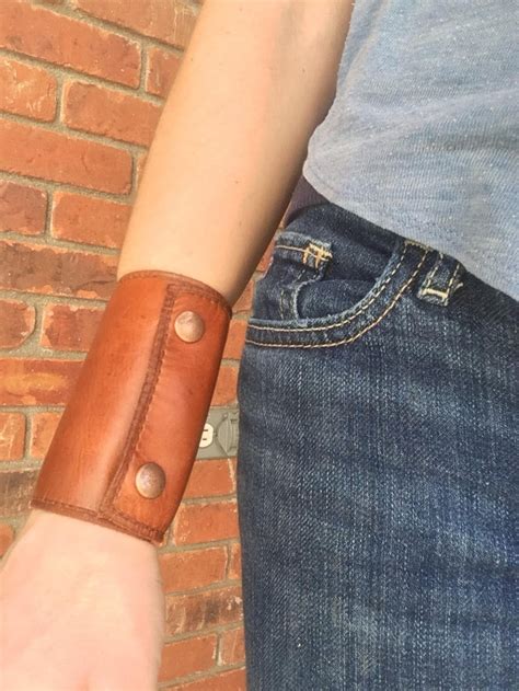 Wrist Wallet Leather Wrist Wallet for Women, Hand Stitched Leather ...