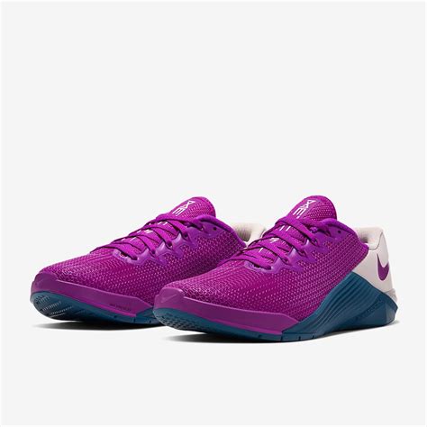 Nike Womens Metcon 5 Training Shoe Vivid Purple Valerian Blue