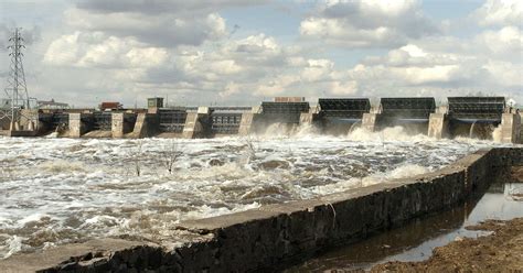 Boaters, anglers urged to use caution on Wisconsin River