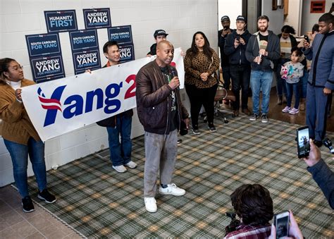 In South Carolina, Dave Chappelle Tells Jokes for Andrew Yang | The New