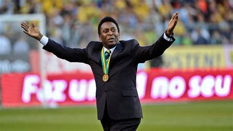 15 Momen Terpenting Dalam Hidup Pele Legenda Sepak Bola Brasil Yang