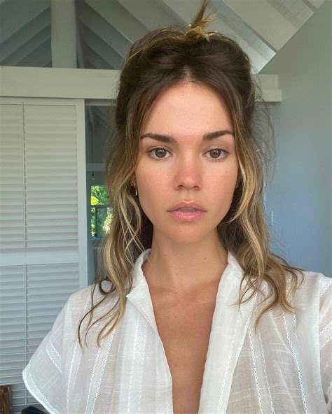 Instagram Post By Maia Mitchell • Feb 9 2022 At 8 51pm Utc Maia Mitchell Hair Peinados Hair