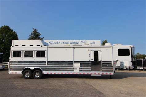 Used Sundowner Horse trailers for sale - TrailersMarket.com