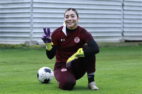 Pumas Femenil Ficha A La Portera Wendy Toledo El Heraldo De San Luis