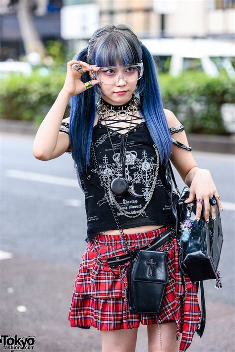 Sex Pot Revenge Strappy Tank Top And Vivienne Westwood Flask Necklace Tokyo Fashion