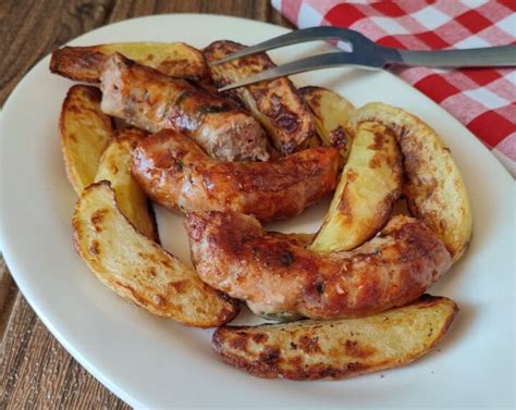 SALSICCIA E PATATE IN FRIGGITRICE AD ARIA